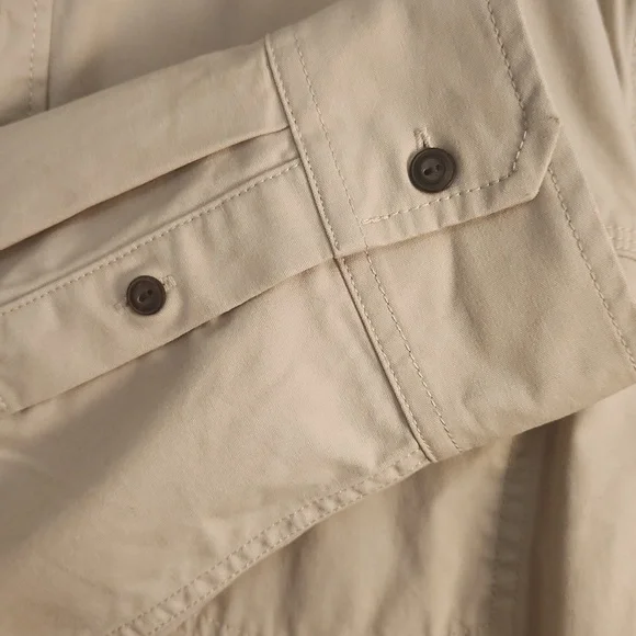 Roots Men's Beige Button-Down Shirt – Classic Utility Cotton - Picture 12 of 14